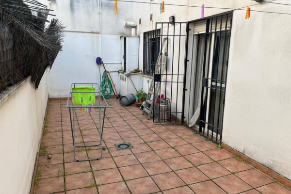 Piso en Benito de Baños Córdoba con 2 patios y ascensor - JCL Inmogroup Córdoba