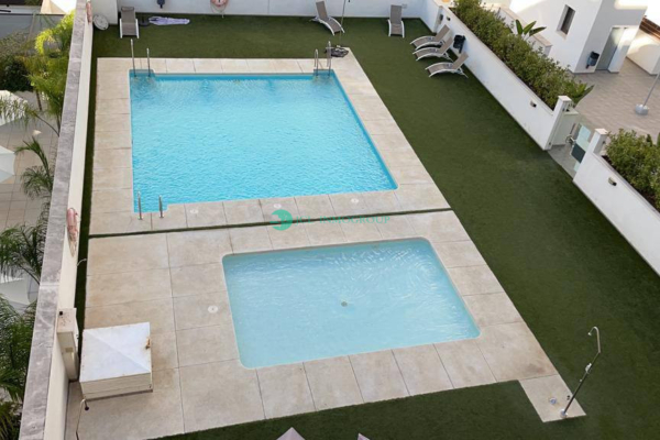 Piso en Nuevo Zoco Córdoba con piscina y cochera (105 m²) - JCL Inmogroup Córdoba