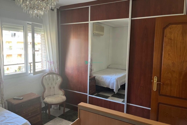 Piso en Avenida Virgen de los Dolores Córdoba con terraza (110 m²) - JCL Inmogroup Córdoba
