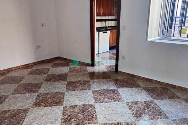 Casa en barrio de Cañero Córdoba en una sola planta con patio (4 habs.) - JCL Inmogroup Córdoba
